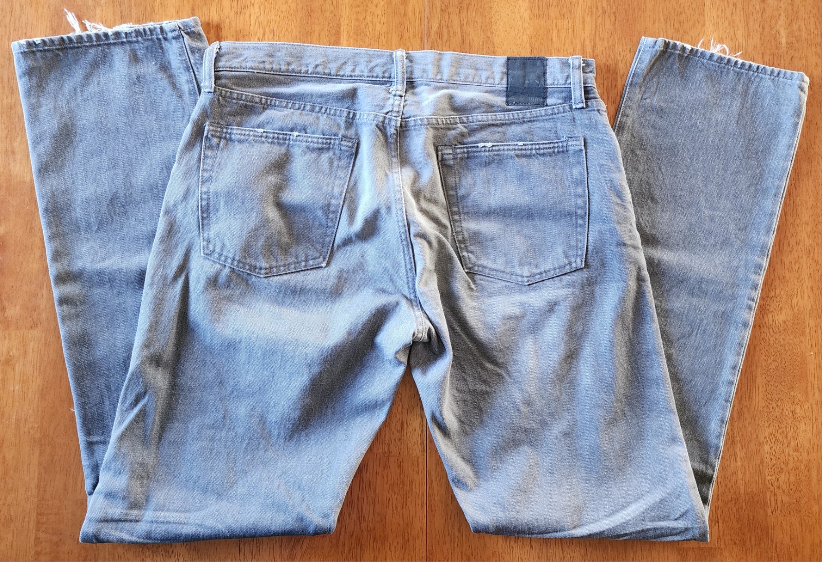 Gap 1969 Men’s Straight Jeans 33×34 Gray Faded Distressed 100% Cotton Denim male