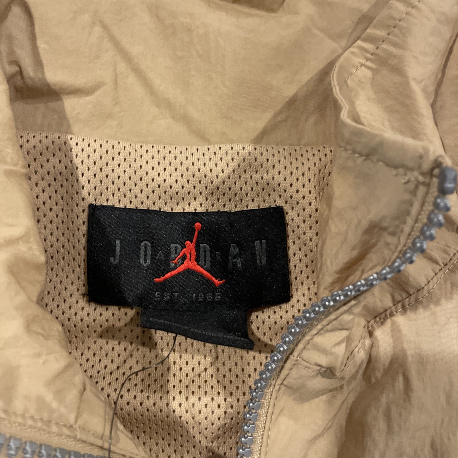 Jordan Essentials Men’s Warmup Jacket Hemp-Sail FB7294-200 Mens Size Small NWT