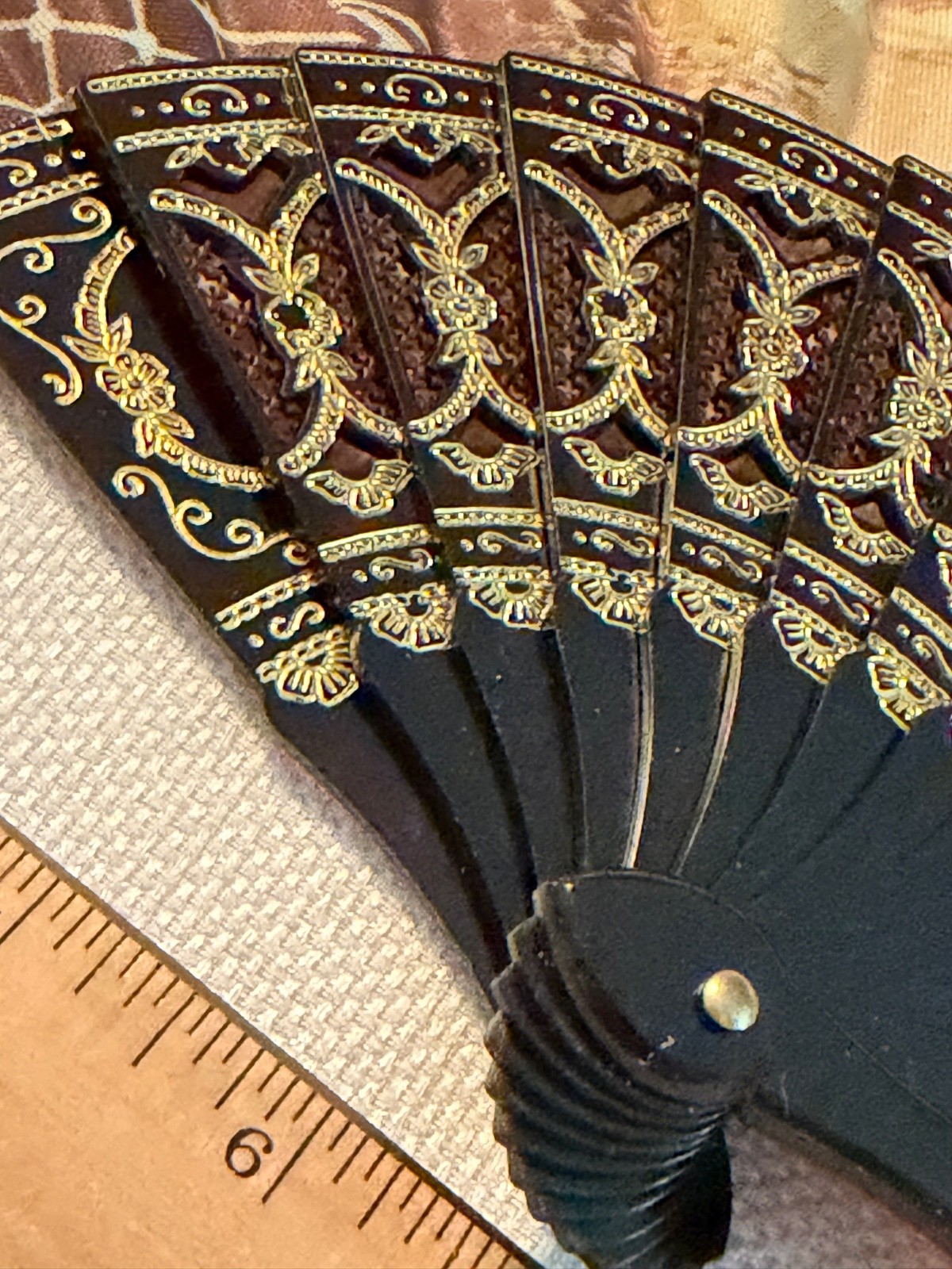 Vtg Giner Hand Fan W Box Features Period Clothing Fabric Plastic Gold Trim Spain