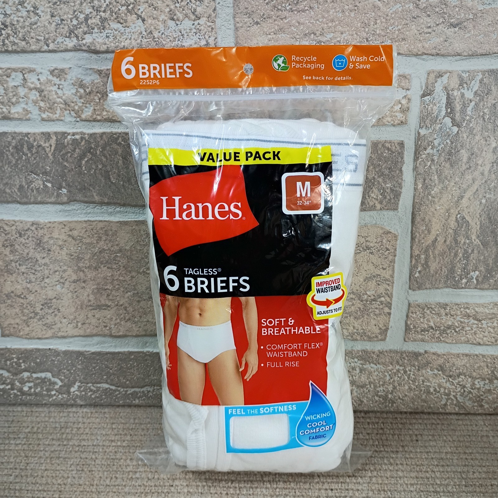 Hanes Men’s Tagless Briefs Value Pack – 6 White Underwear – Size M (32-34″) NEW