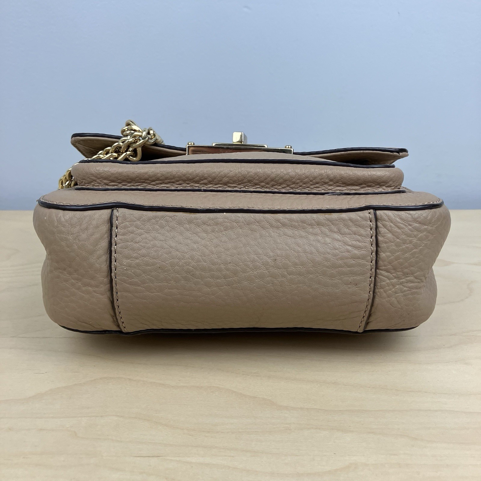 Michael Kors Sloan Tan Pebbled Crossbody Bag Small Turn Lock Chain Strap Gold