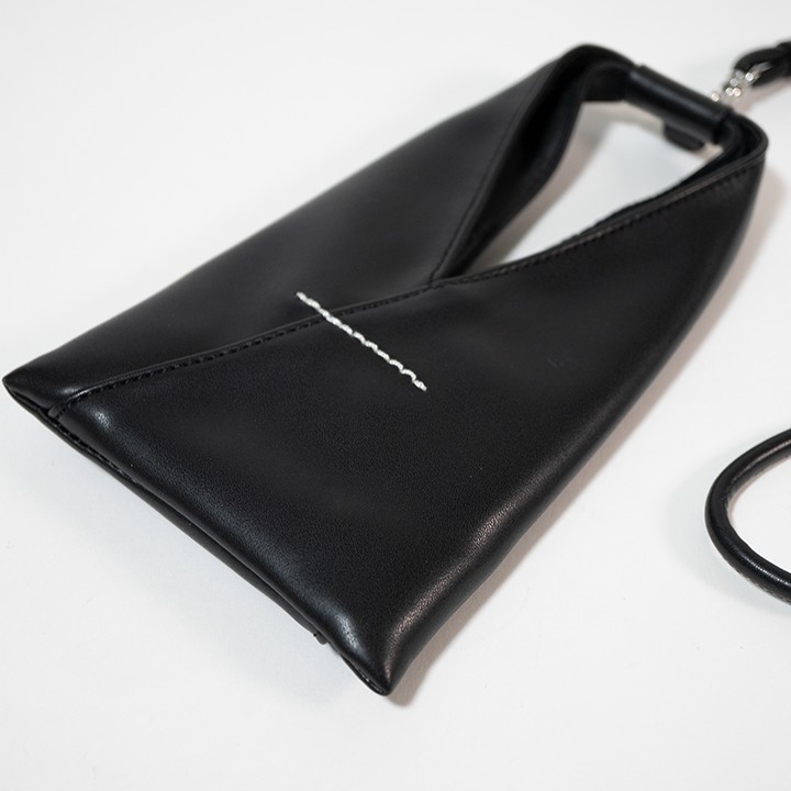 MM6 Maison Margiela Mini Crossbody Phone Pouch Black SA5VL0001 P4313