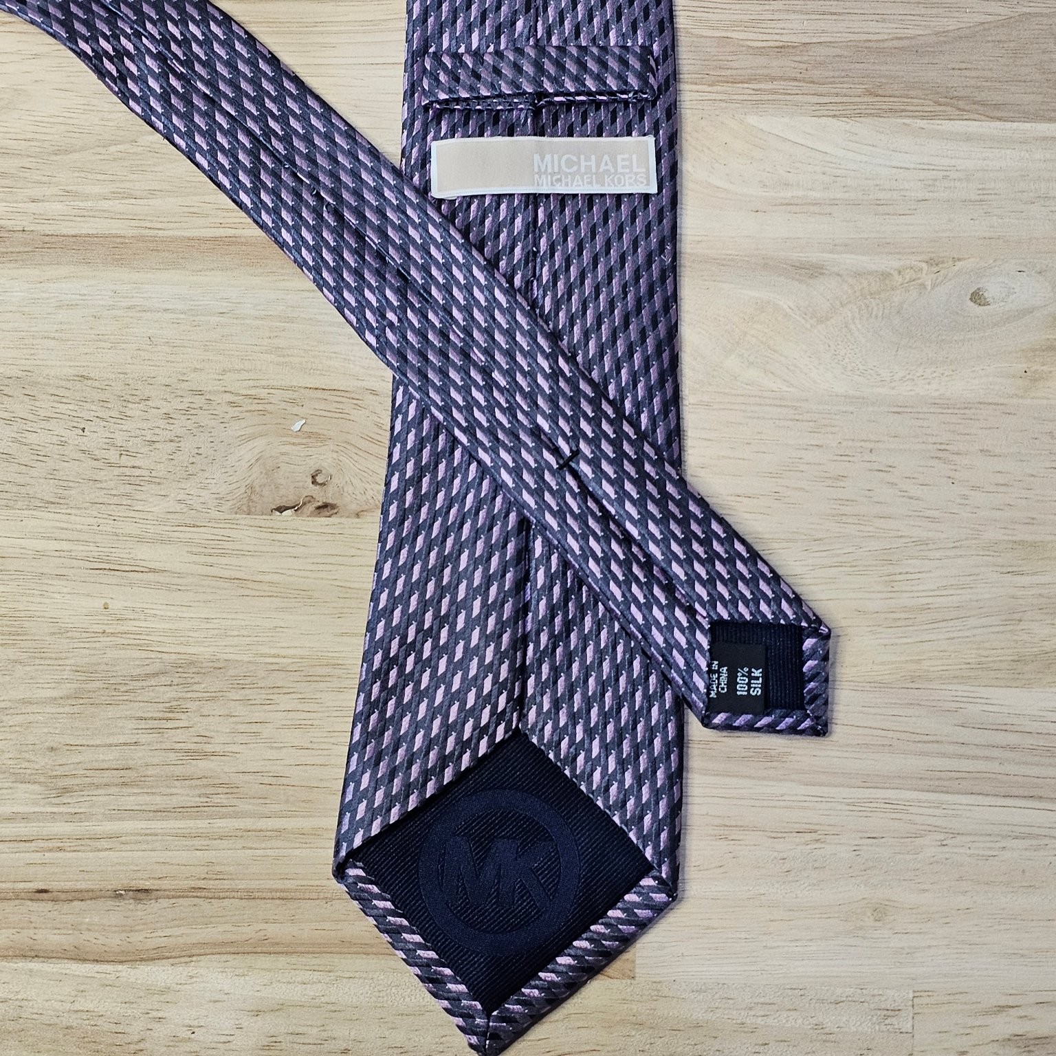 Michael Kors Men’s Purple Classic 57-60″ Silk Patterned Tie