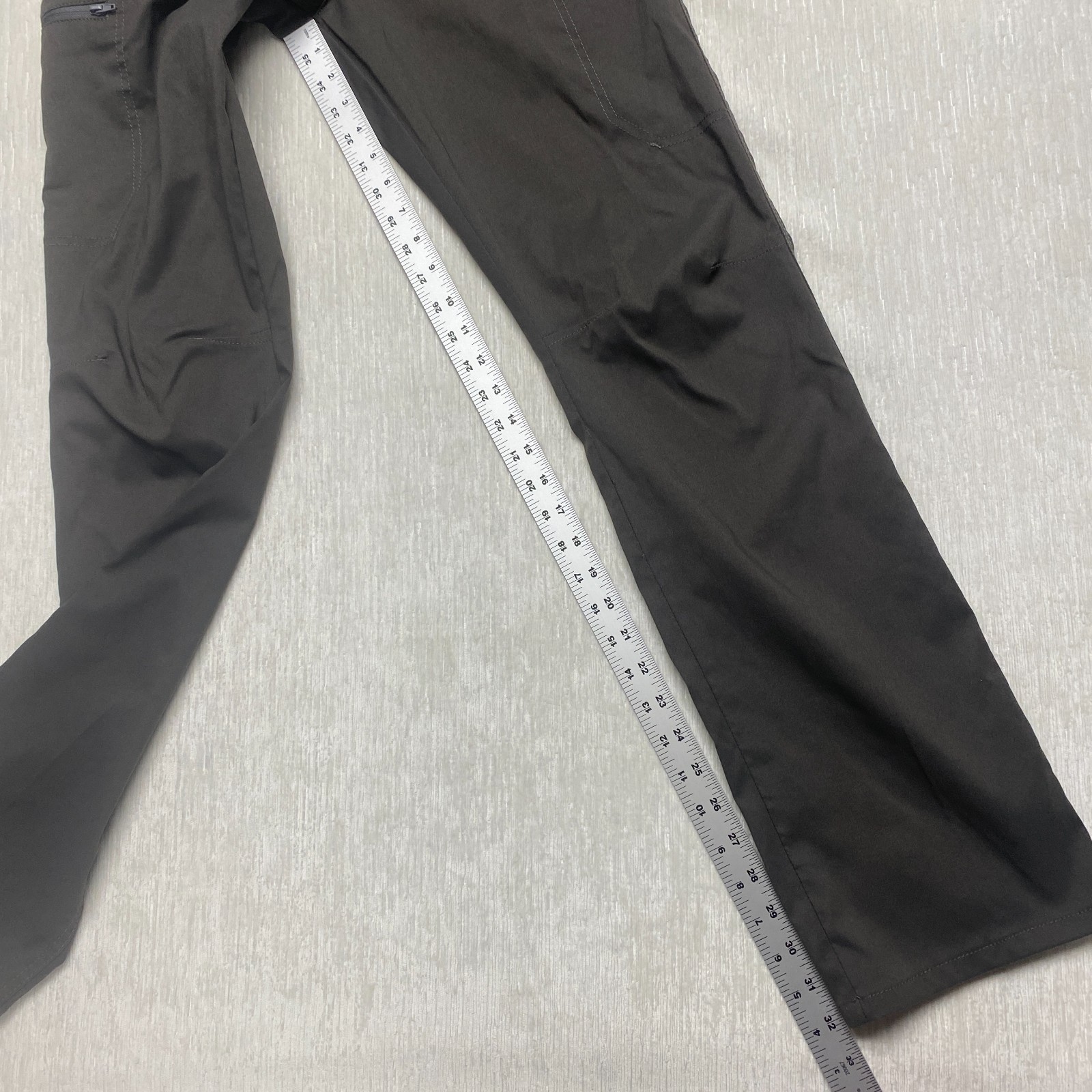 Wrangler All Terrain Cargo Pants Mens 30×32 Gray 2 Way Stretch Straight UPF 50