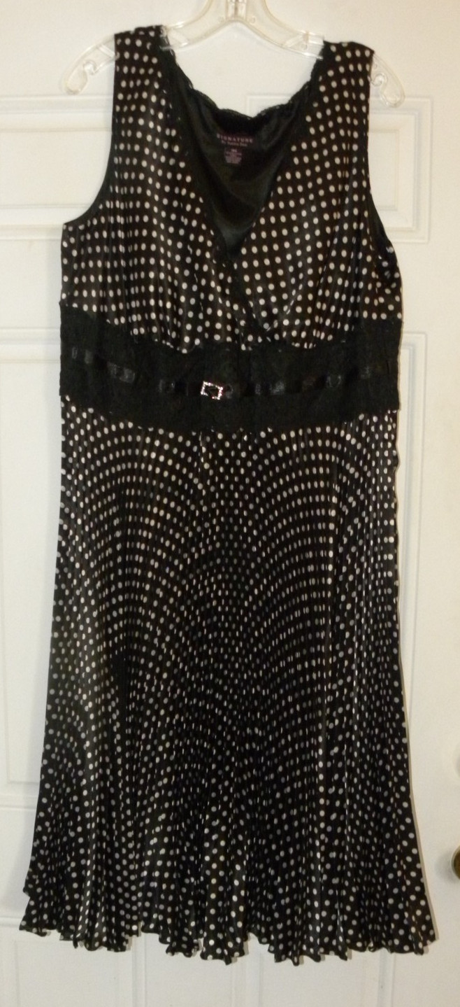 New SIGATURE by Robbie Bee Sleeveless Dress Black/Ivory Polka Dots Size 18