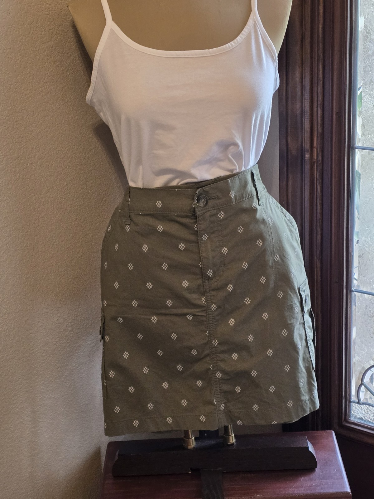 Lee Women’s Skort Skirt Regular Fit, Green Size 10