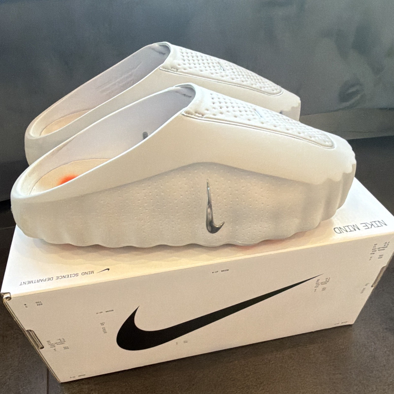 Nike Mind 001 Men’s Gray Slide Sandals US 11 Rubber Upper Slip-On Logo