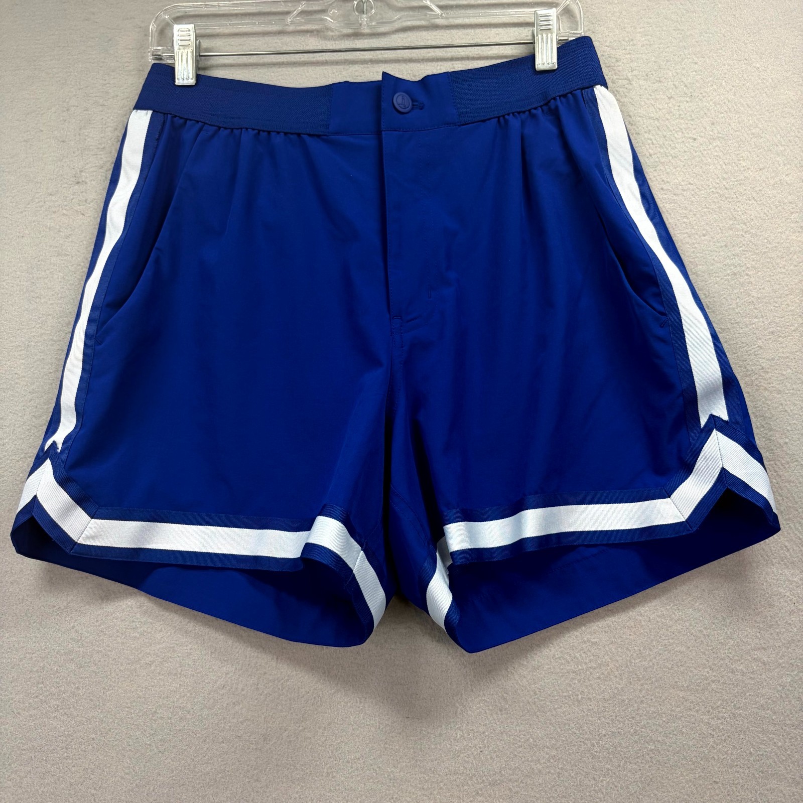 Lands’ End Shorts Mens M Blue Side Stripes Stretch Quick Dry Gym Running Board