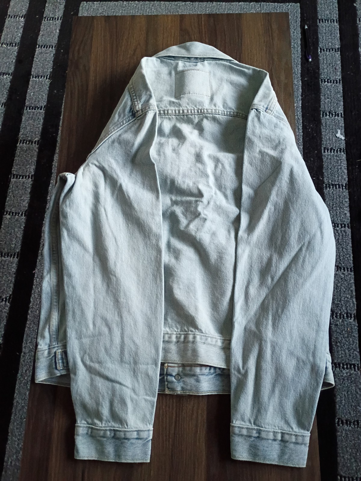 Levi Mens Denim Jacket Light Blue Denim Size Medium Standard Fit