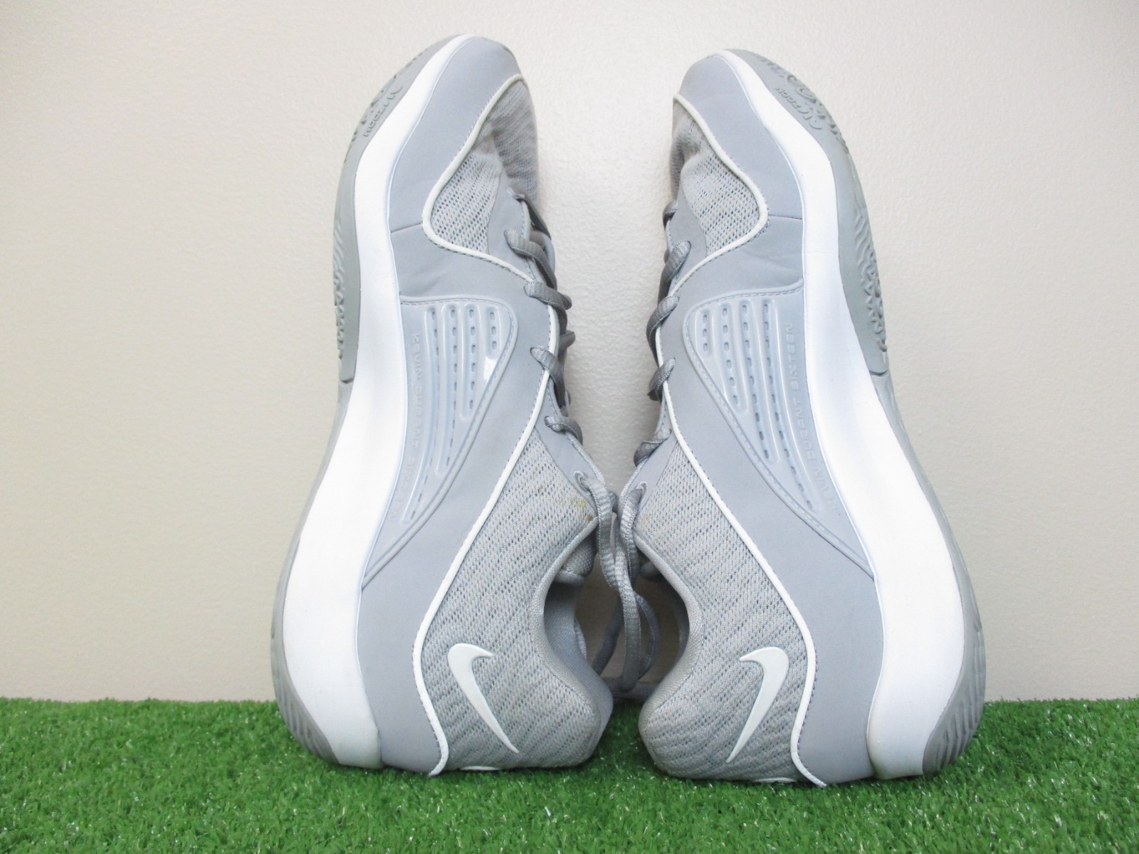 Nike KD 16 TB Shoes Mens 8 Medium D Wolf Grey White Sneakers DZ2927-002 Court