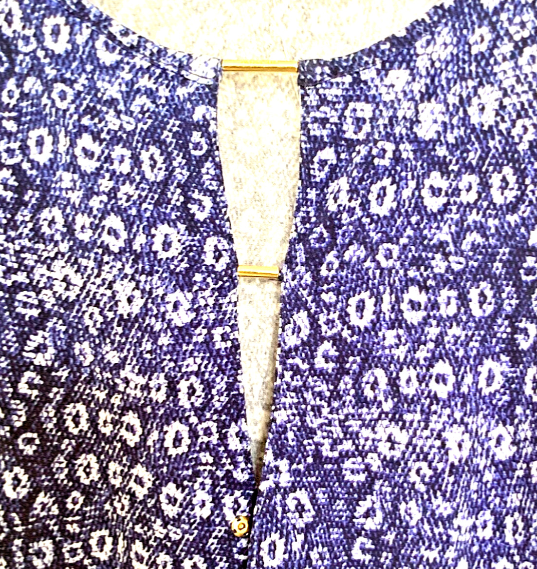 Michael Kors $99.50 Women’s Sz M Blue Printed Sleeveless Crossover Front Top NWT