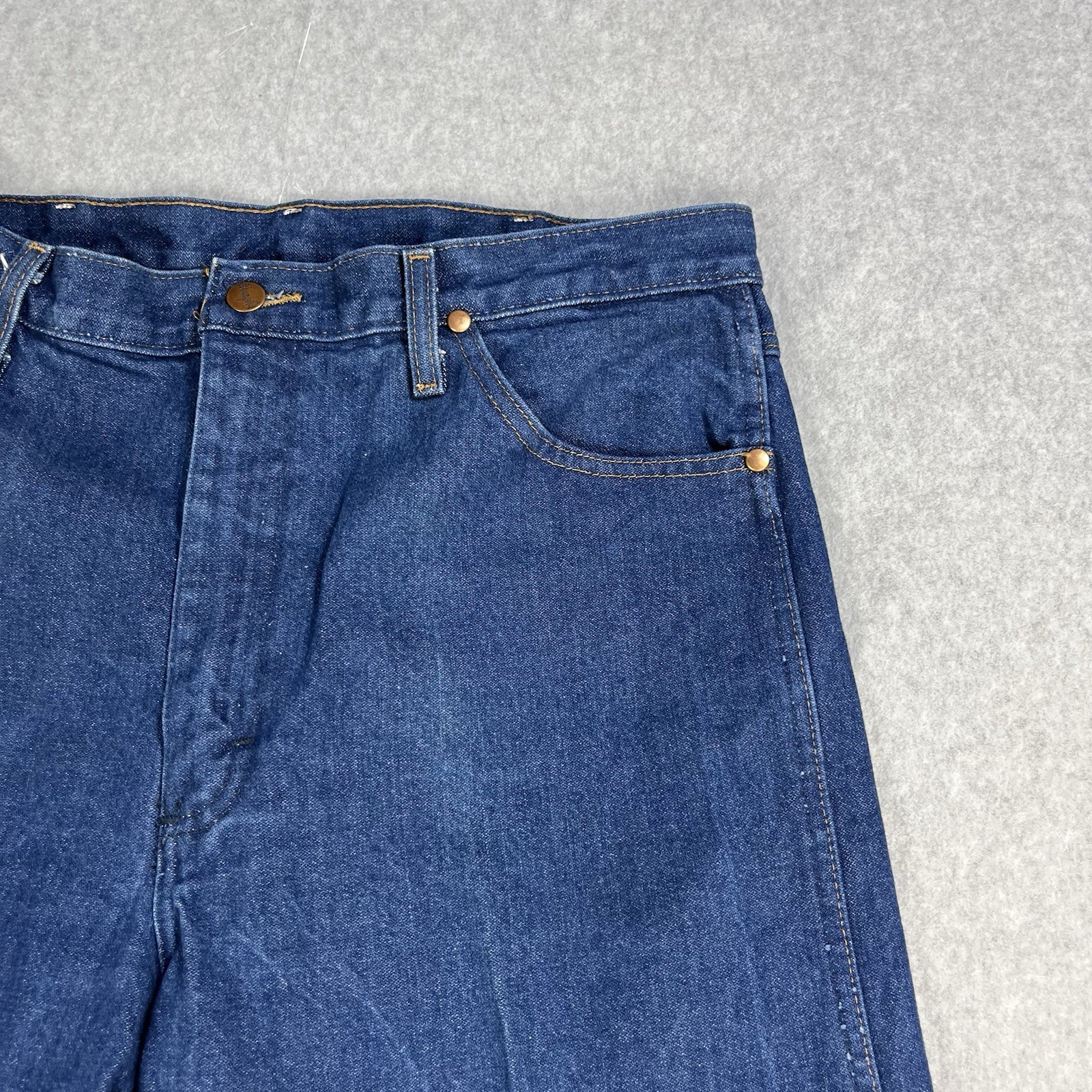 Vintage Wrangler 13MWZ Cowboy Cut Jeans Mens 35×38 Blue Dark Wash Straight Fit