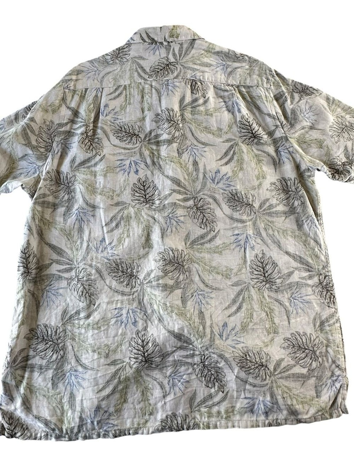 Tasso Elba Short-Sleeve Leaf Print Button-Up Shirt – Light Gray & Green XL