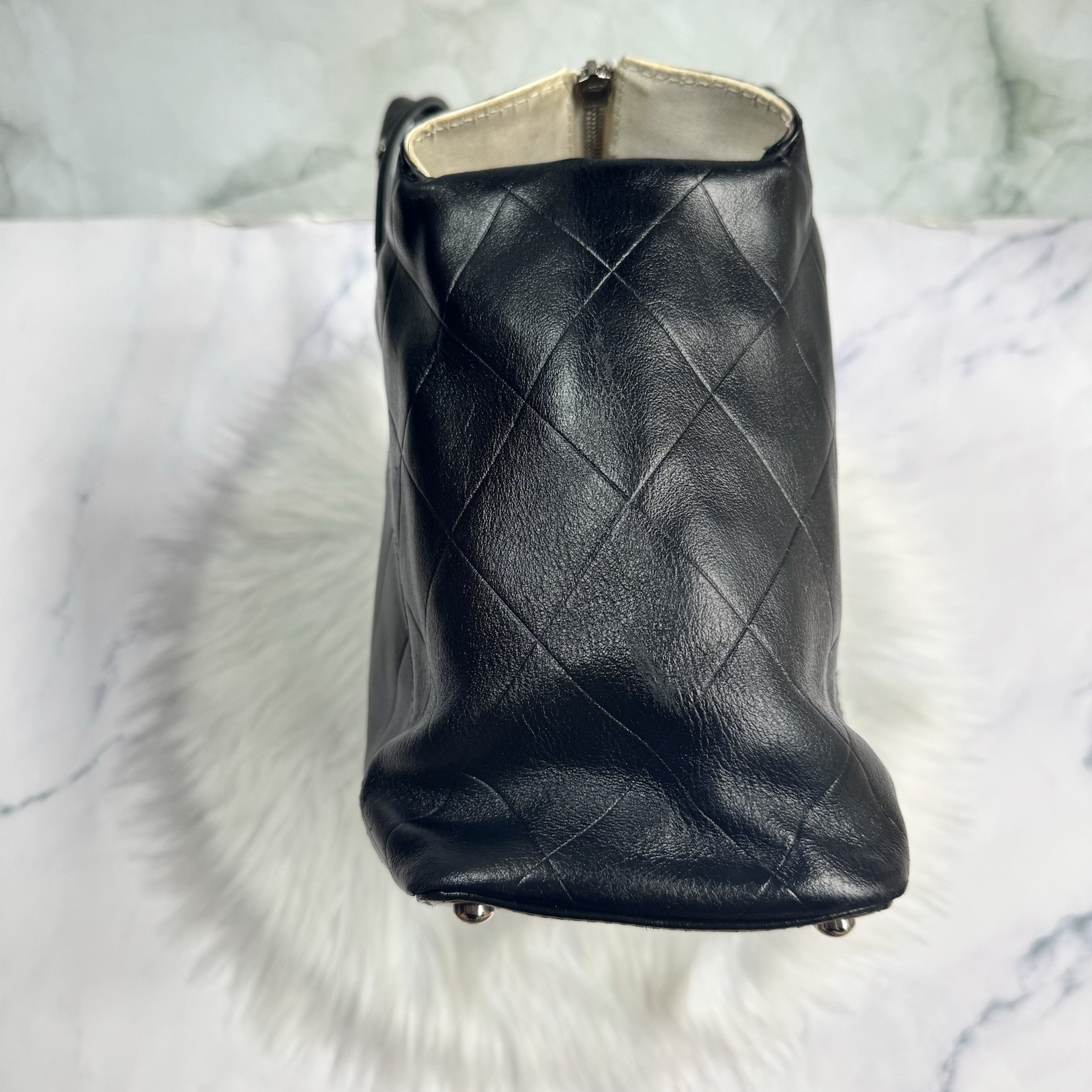 CHANEL CC Logo Quilted Leather Boston Bag Black Vintage Top Handle handbag