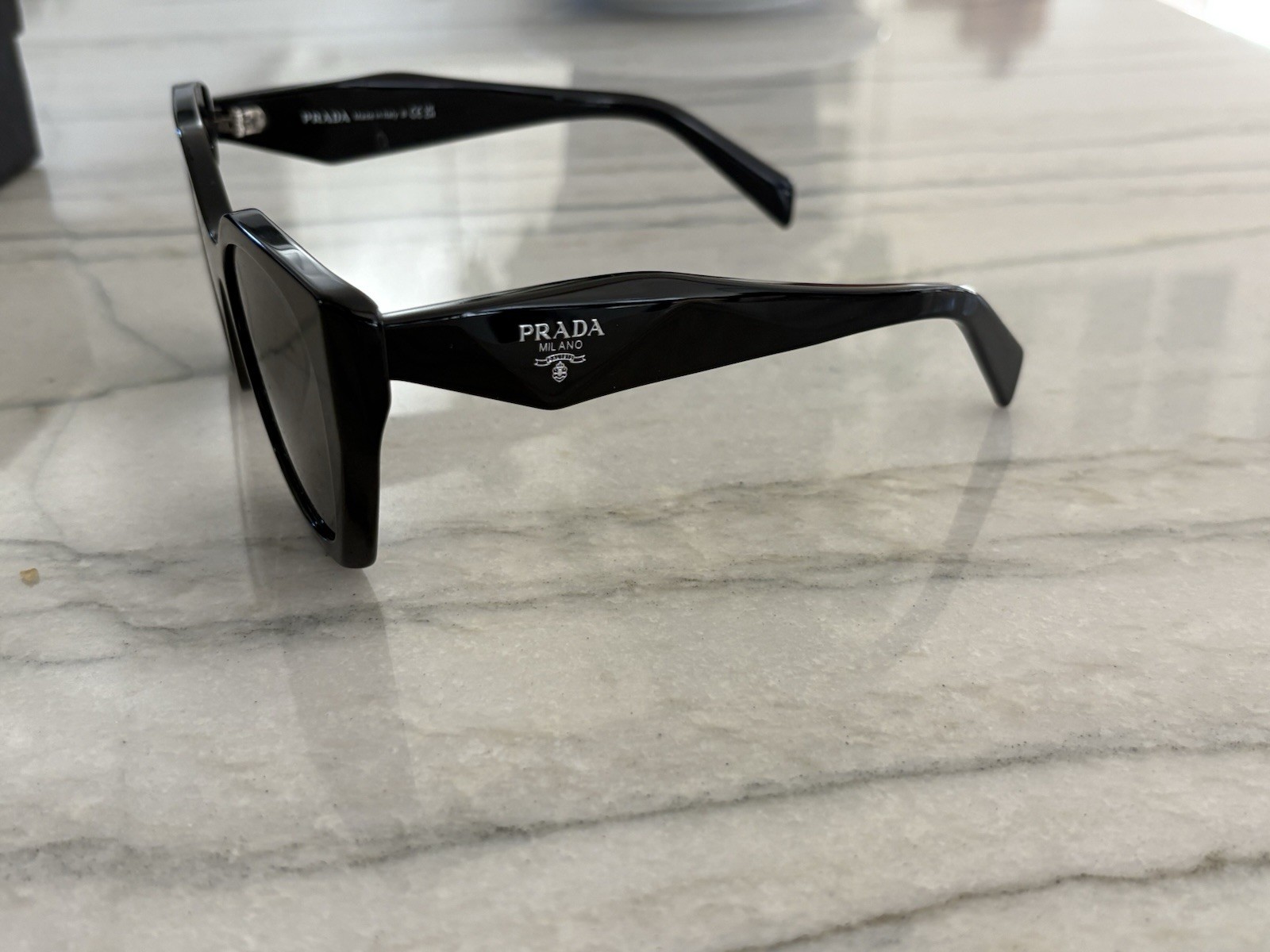 Prada SPR 19Z Sunglasses Black 1AB-5S0 | Made in Italy | Full Set