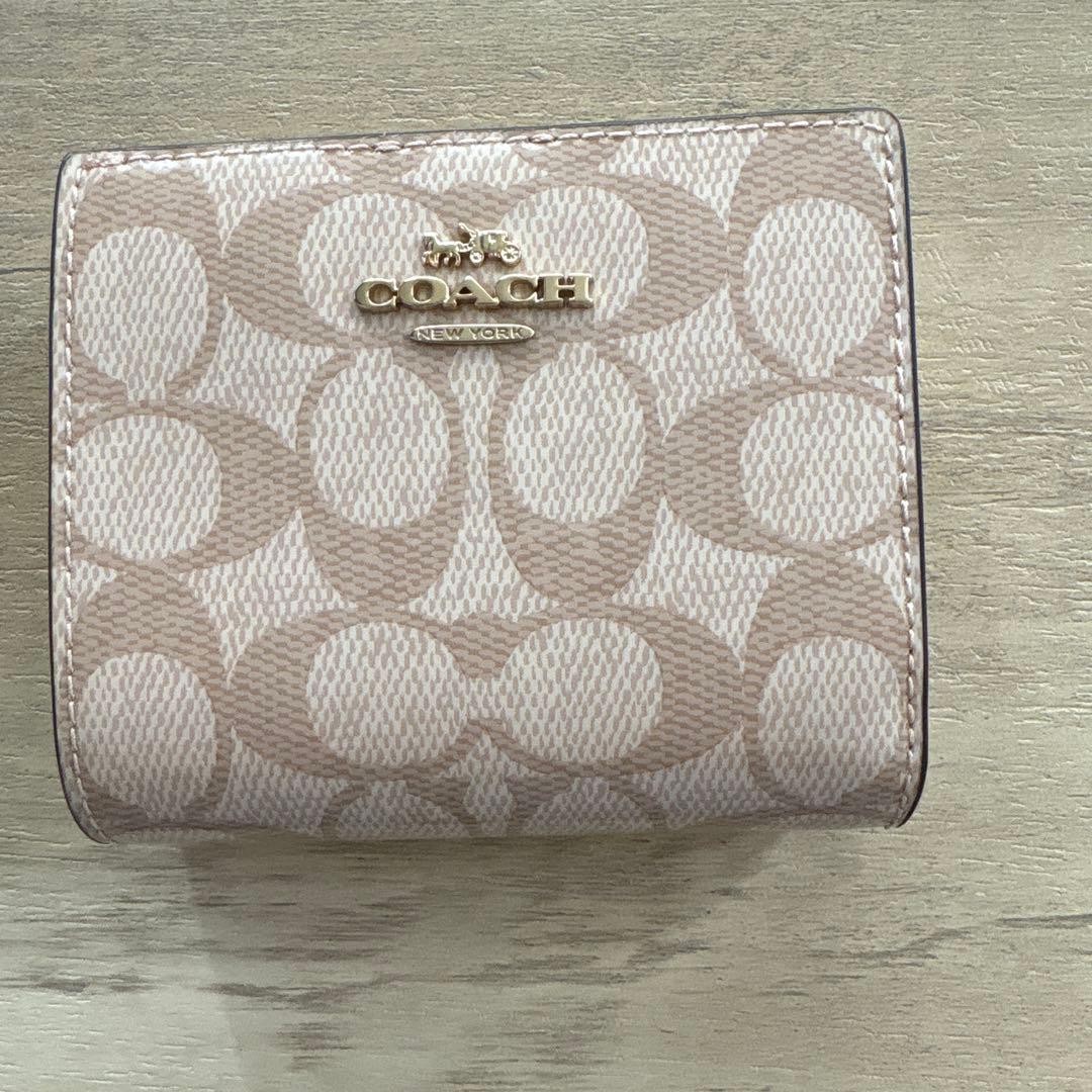 COACH Bi fold Wallet Beige Op Art