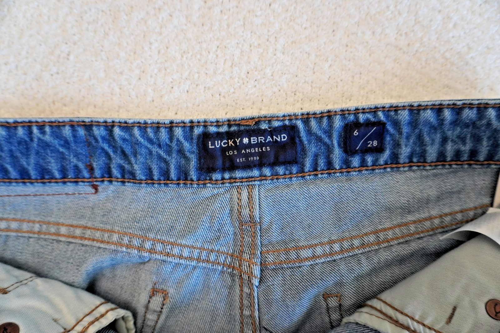 Lucky Brand Denim Cut Off Shorts Light Wash Frayed Hem Mid Rise Casual