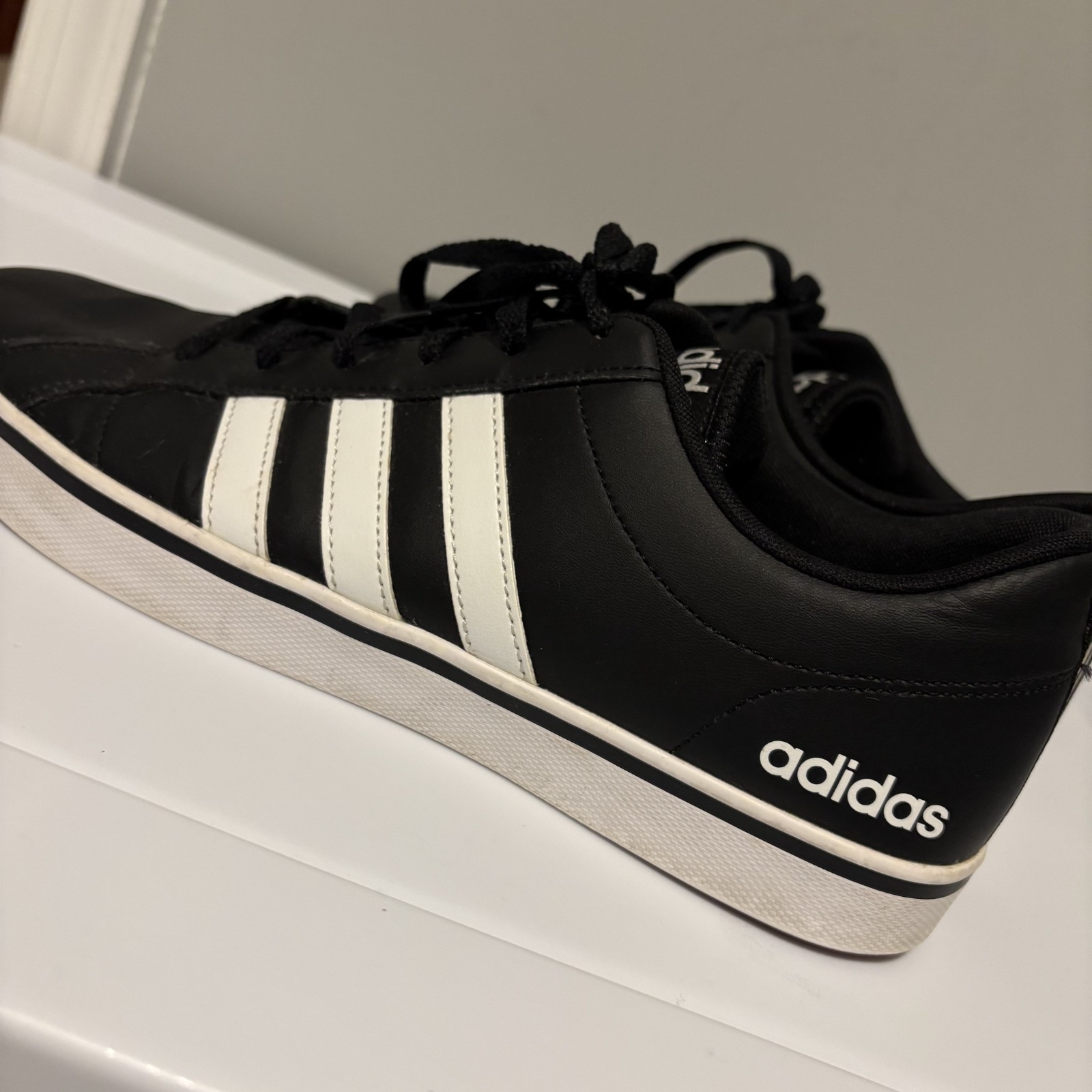 Adidas VS Pace 2.0 Black Men’s Size 11 Sneakers Shoes Low Top Trainers B74494
