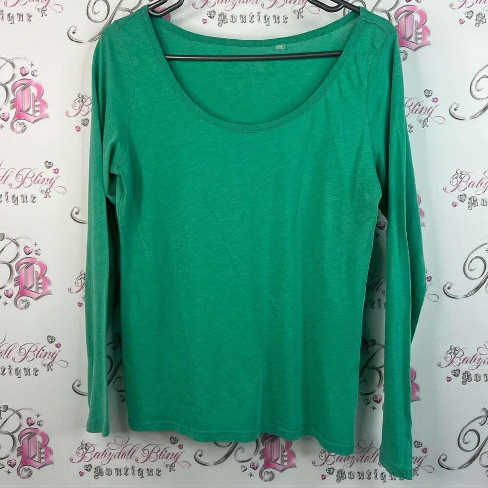 Long sleeve top stretchy Green Long Sleeve round neckline shirt green luxe