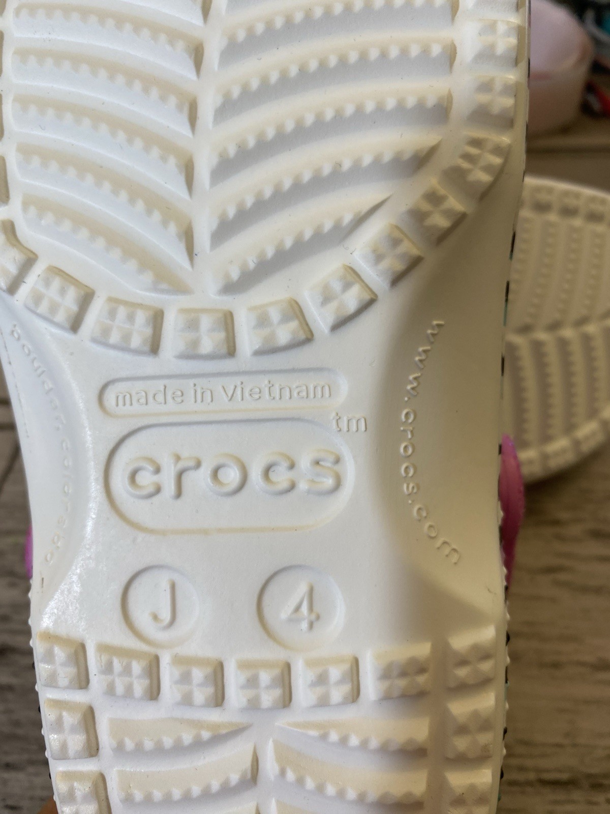 CROCS Kids’ Zebra Stripe Clogs with Pink Glitter Strap size 4