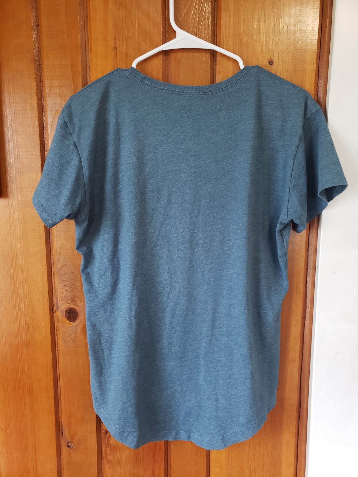Ariat Women’s Farm Life Farm Chick T-Shirt Size Medium Color Steel Blue Heather