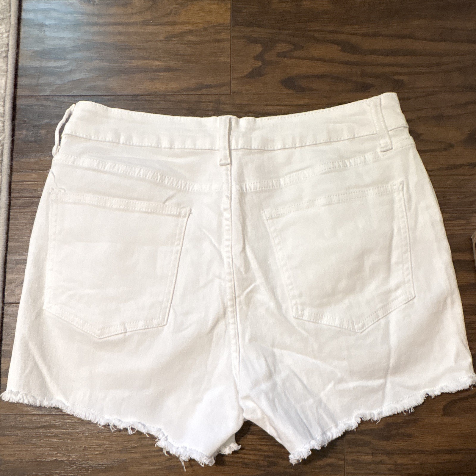 Women’s White Denim Cut Off Shorts Size L Regular Fit Solid Casual 5-Pocket