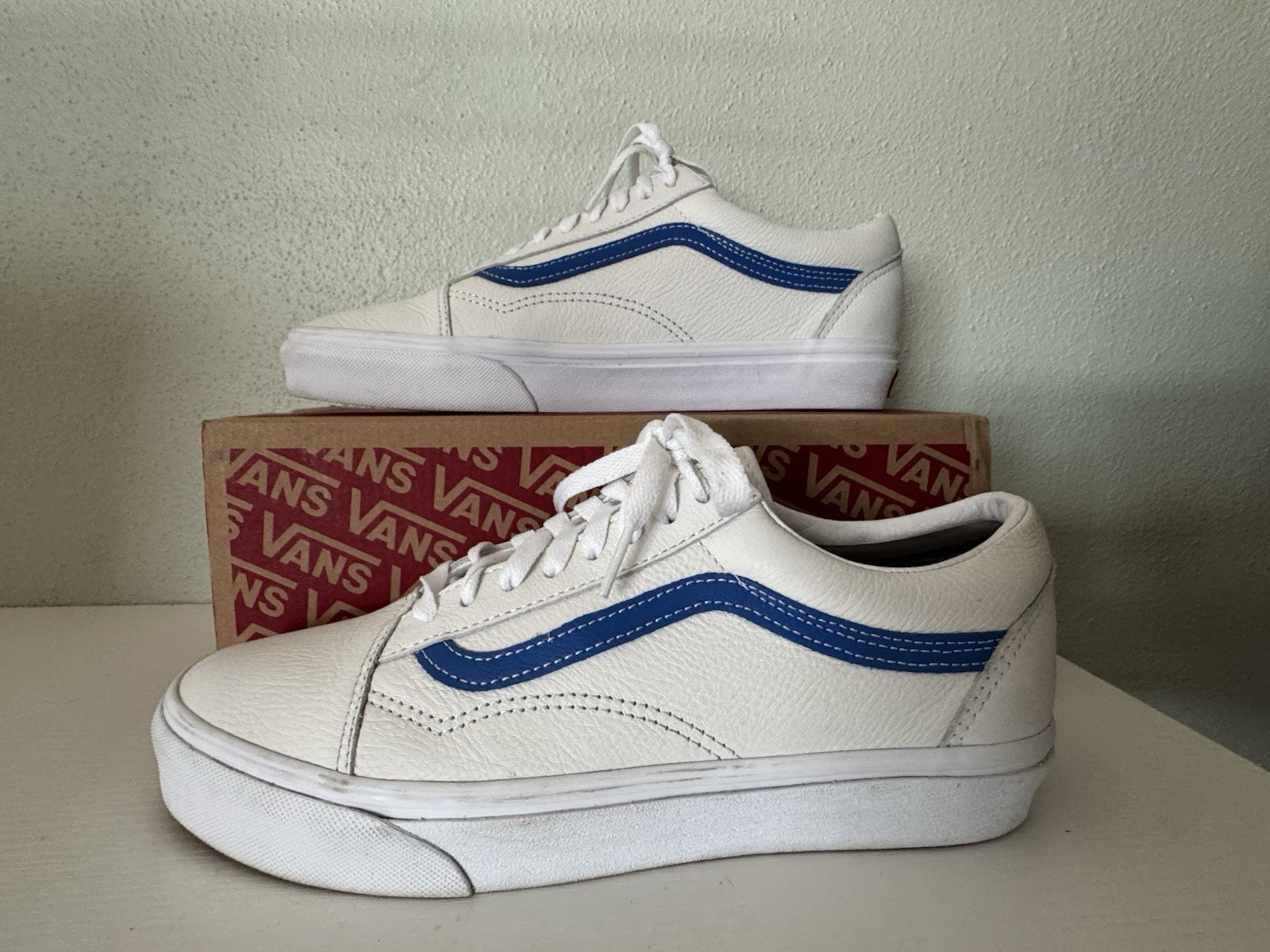 Vans Old Skool Leather Pop White Blue Sz 8.5 Men 10 Women VN0A5A092HK w/ Box