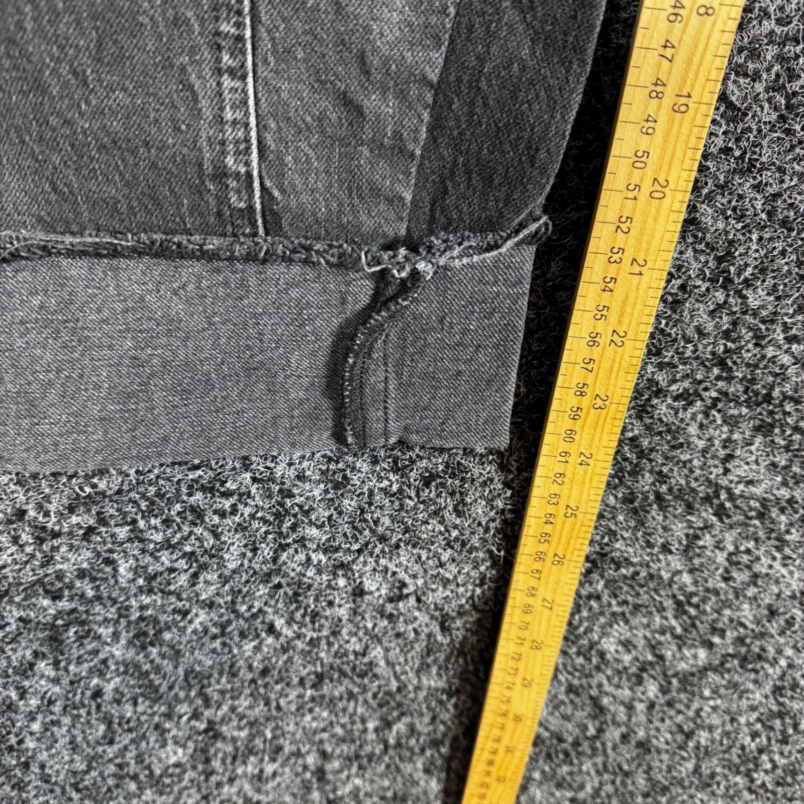We The Free People Horseshoe Barrel Leg Jeans Black Washed Raw Cuff Size 24