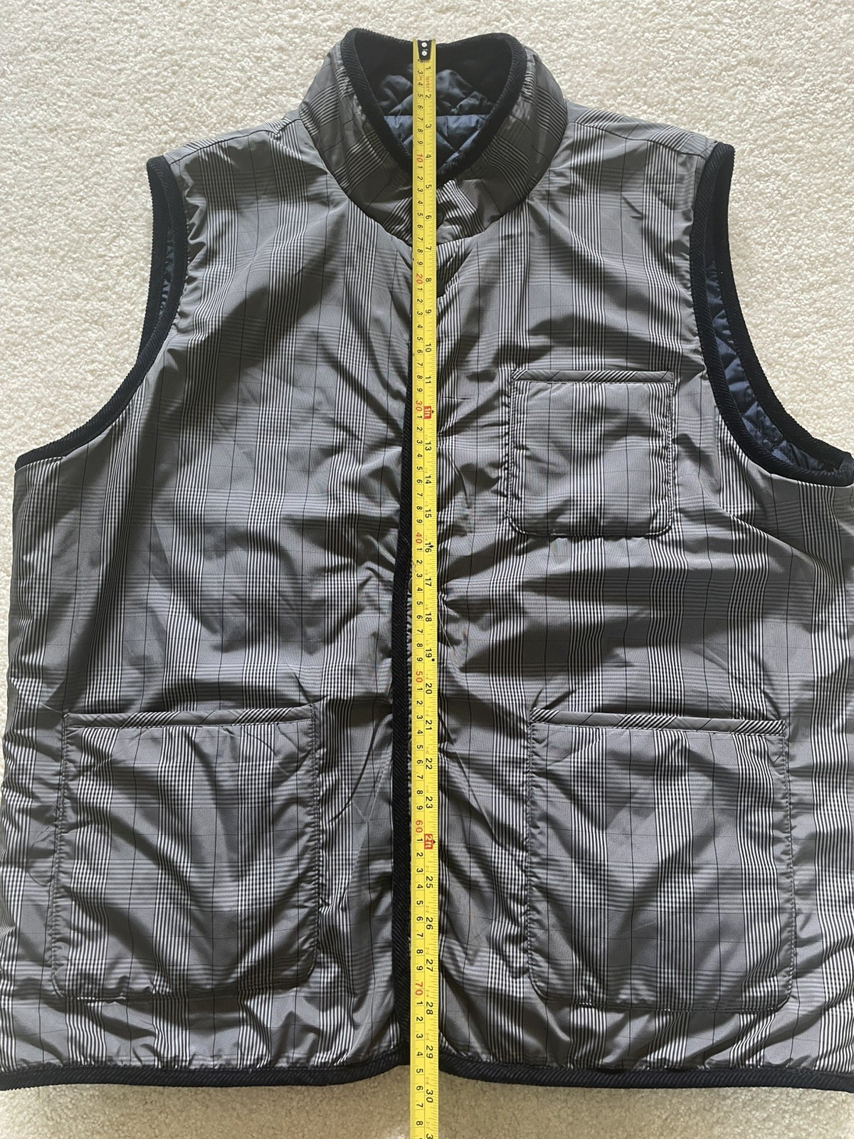 Tommy Hilfiger Reversible Quilted Vest Navy Blue/Plaid – See photos for size