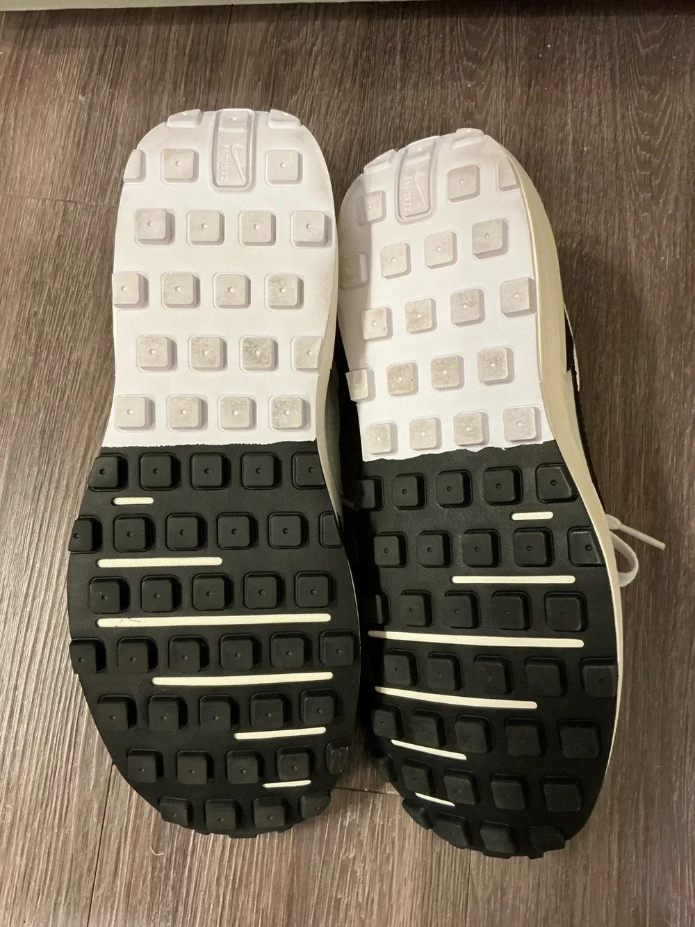 Nike Waffle One SE Split Panda – Women’s 9.5/Men’s 7.5 – Great Condition