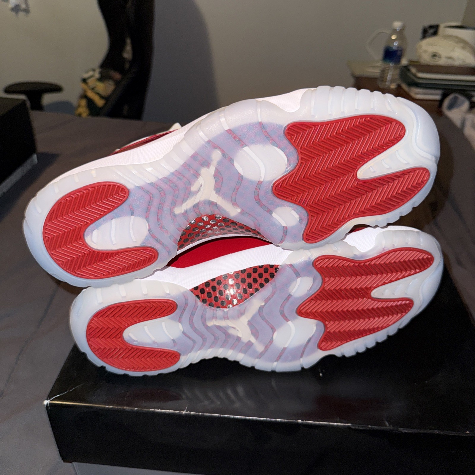 Air Jordan 11 Retro High Cherry Men’s Size 11