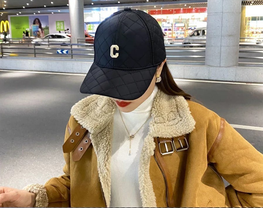 Unique design down cotton pressed grid warm baseball cap winter embroidery hat