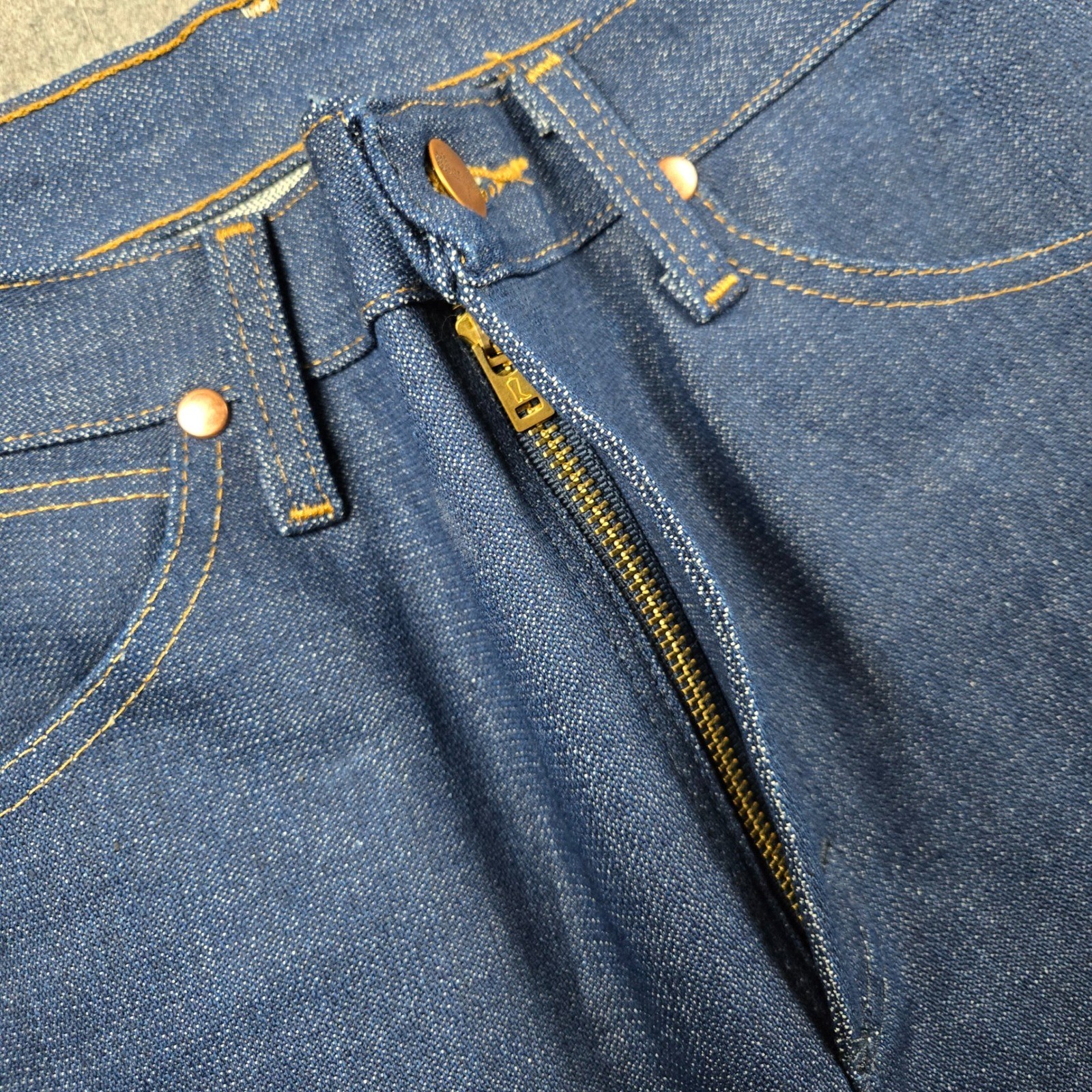 Wrangler 13MWZ Cowboy Cut Jeans Mens 29×30 Blue Denim Dark Wash Western Workwear