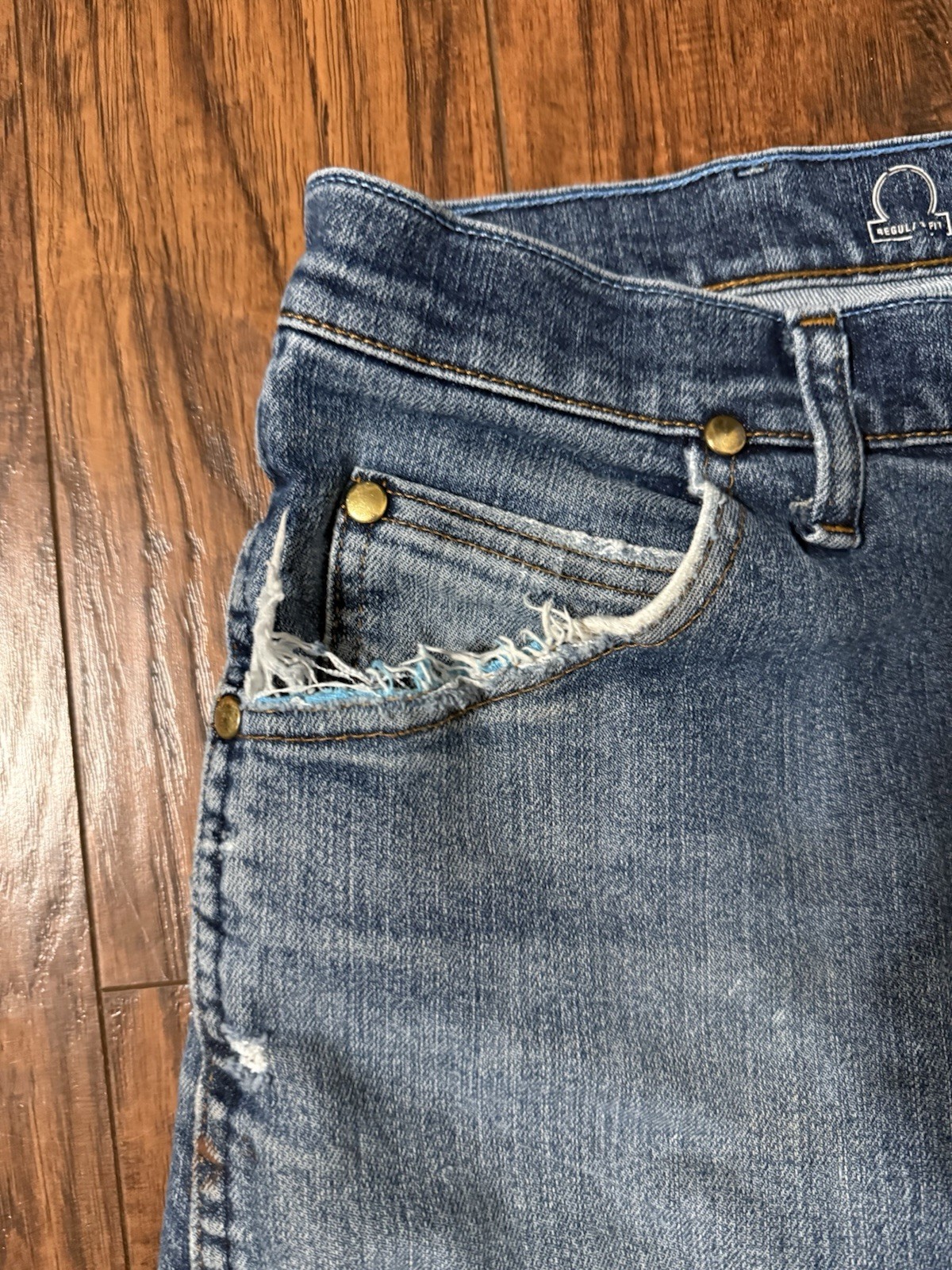 Wrangler 47MAVMR Men’s Jeans 36×34 Blue Denim Regular Fit Cowboy Cut Distressed