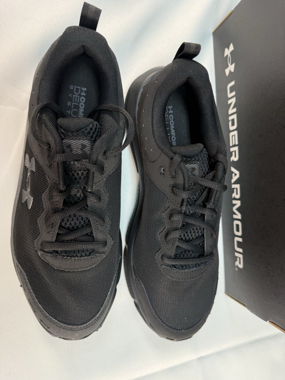 Under Armour Men Charged Assert 10 Running Shoes ALL Black EXTRA WIDE Sneakers