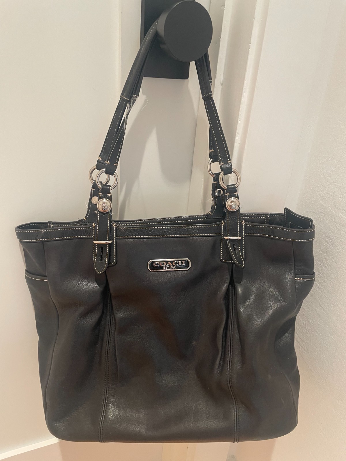 Coach Tote Shoulder Bag – Black
