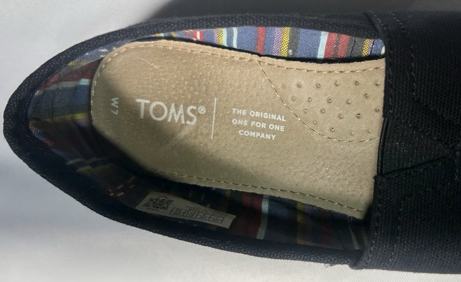 Toms Flat Shoes For Women Size W7 Black Solid Logo- Used