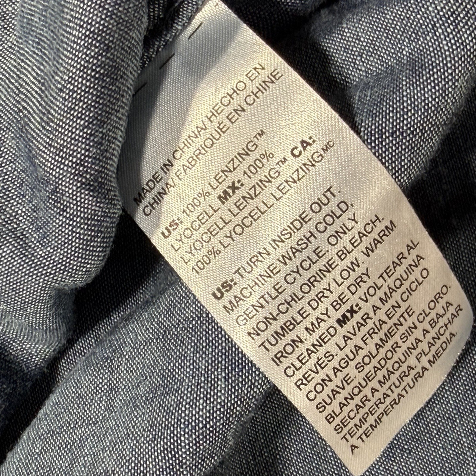 Chicos Twill Raw Hem Button Front Shirt Sz 3 16 Roll Tab Sleeve Lyocell Blue J2E