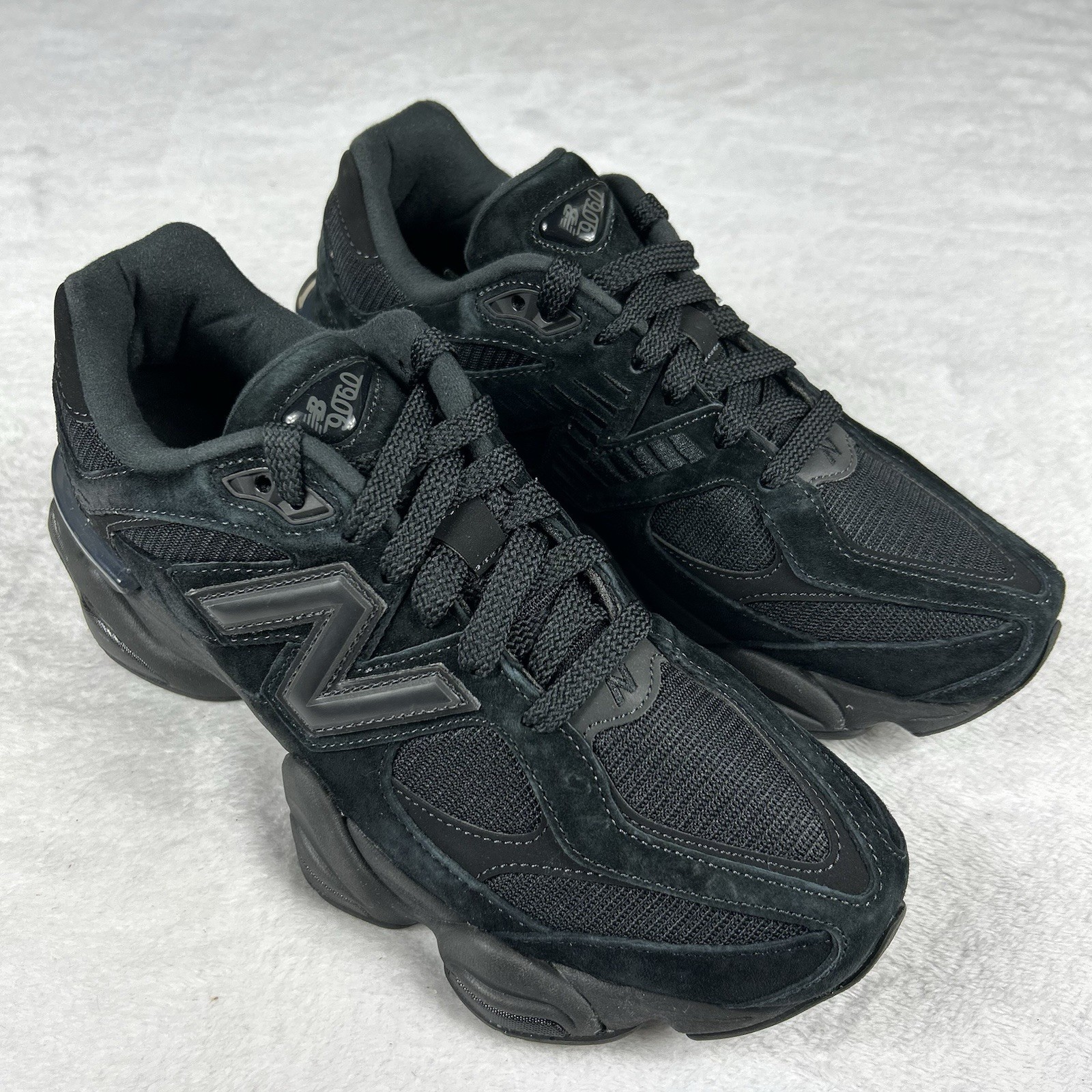 New Balance 9060 Triple Black Suede Running Shoes Men’s Size 9 Women’s 10.5 New