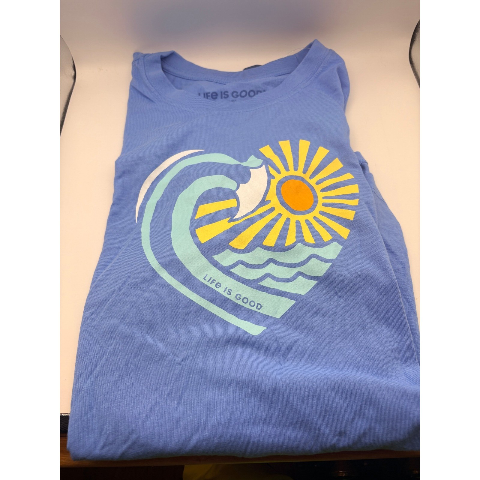 Life Is Good Womens Crusher Tee Wave Heart Blue Graphic T-Shirt Large NWT