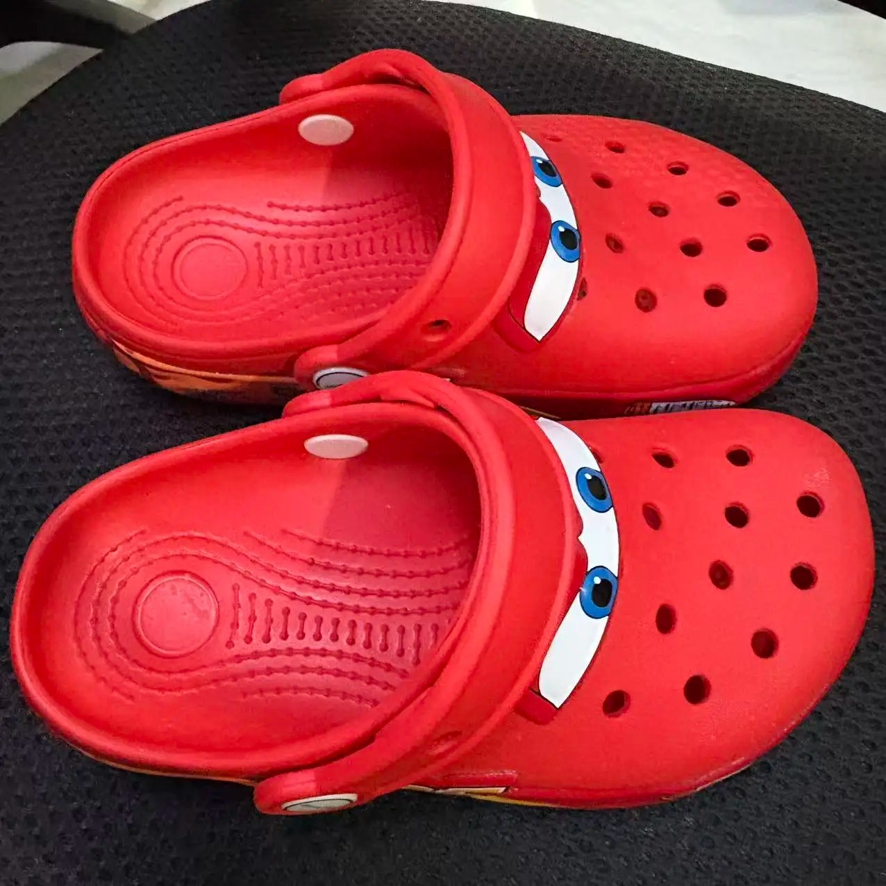 Kid’s LIGHT-UP Lightning McQueen Crocs boys girls Shoe Clog Disney C8-J3 Size **