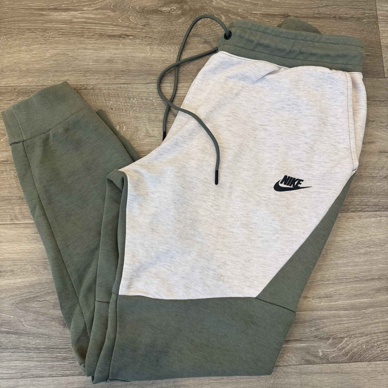 Nike Tech Fleece Jogger Pants Size Mens Medium Olive Black Slim Fit