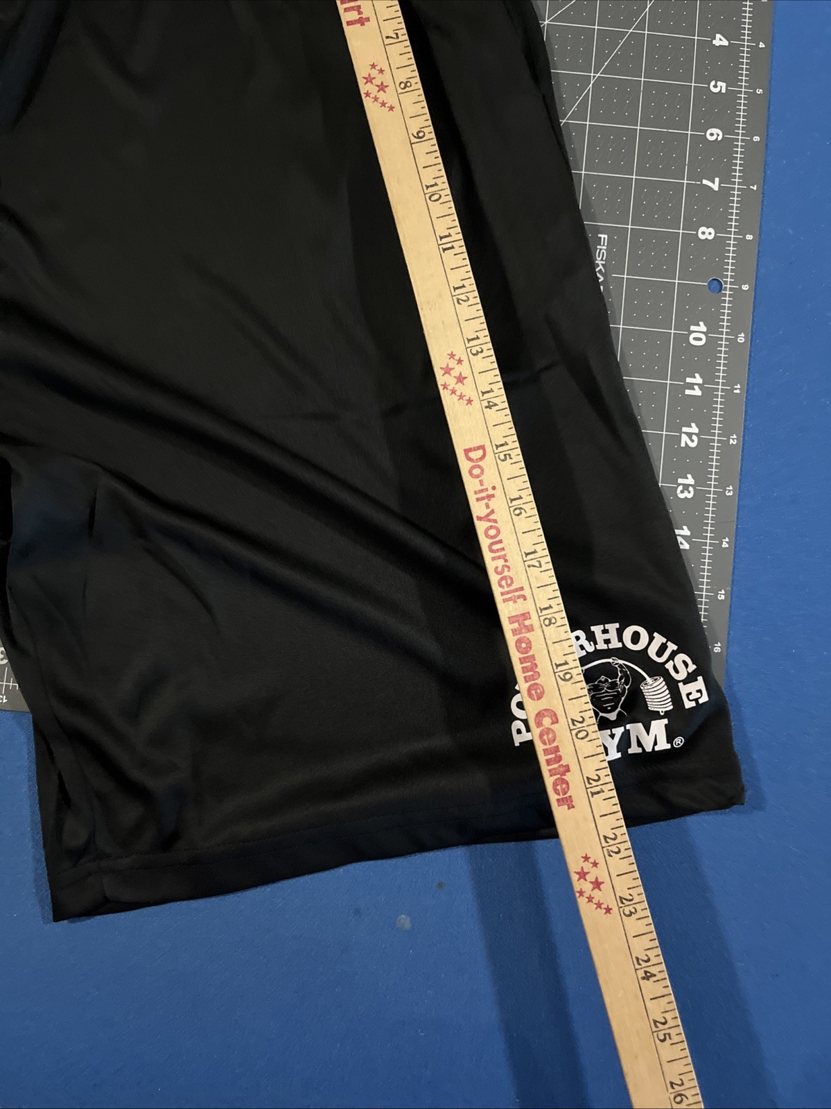 PowerHouse Gym Performance Apparel Shorts Mens M Black / White Logo Pockets- New