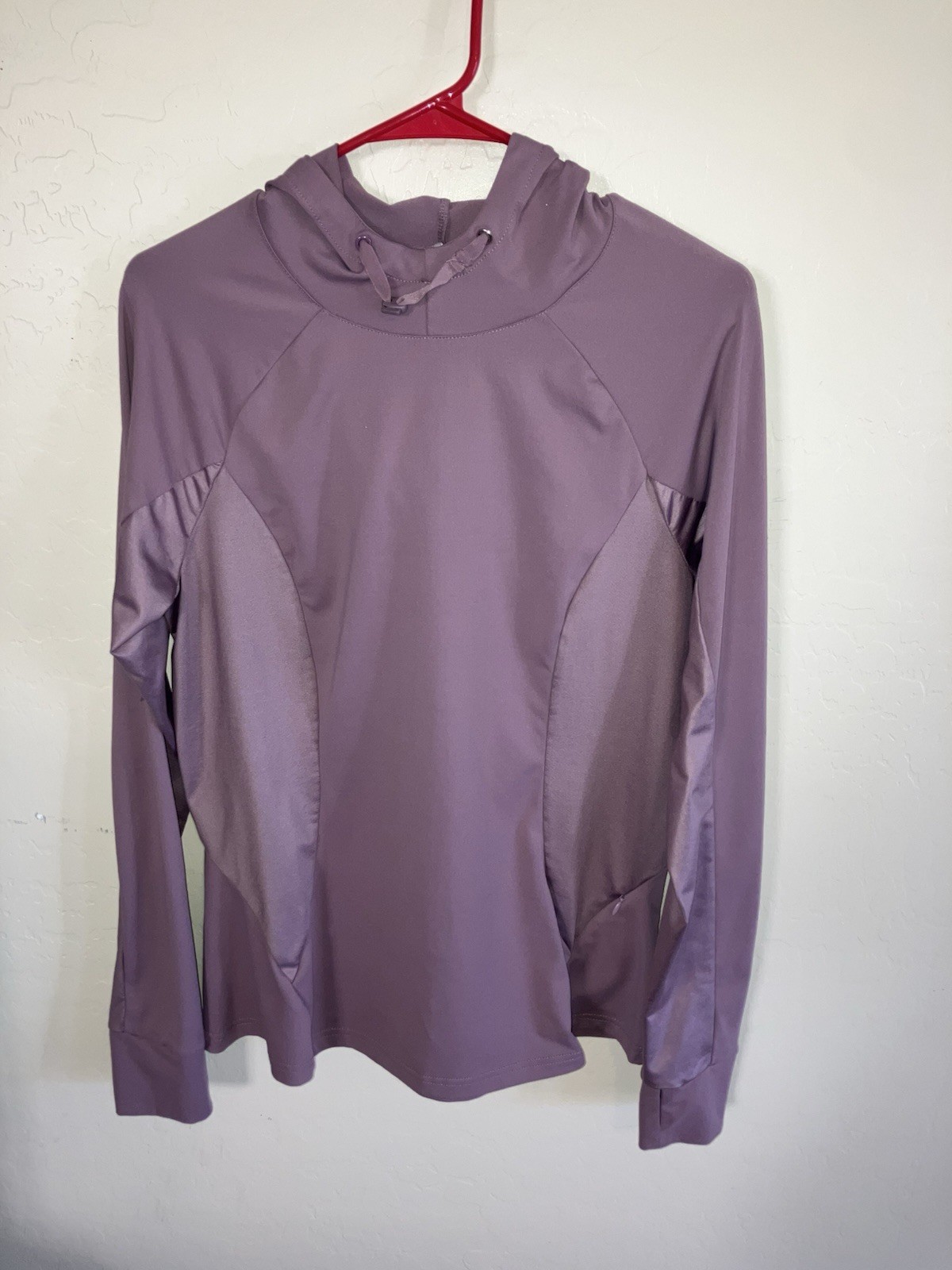Fabletics Women’s light Purple Hooded Top Size L Excellent Condition