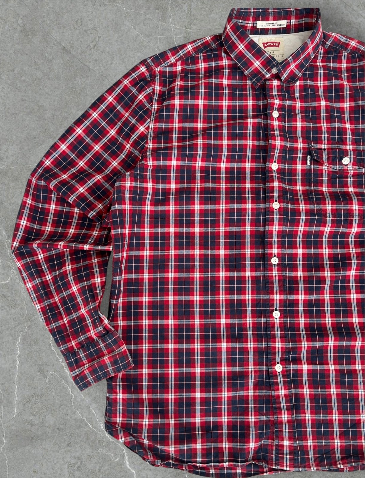 Levi’s Men’s L Red Blue Plaid Button Up Shirt Long Sleeve 100% Cotton