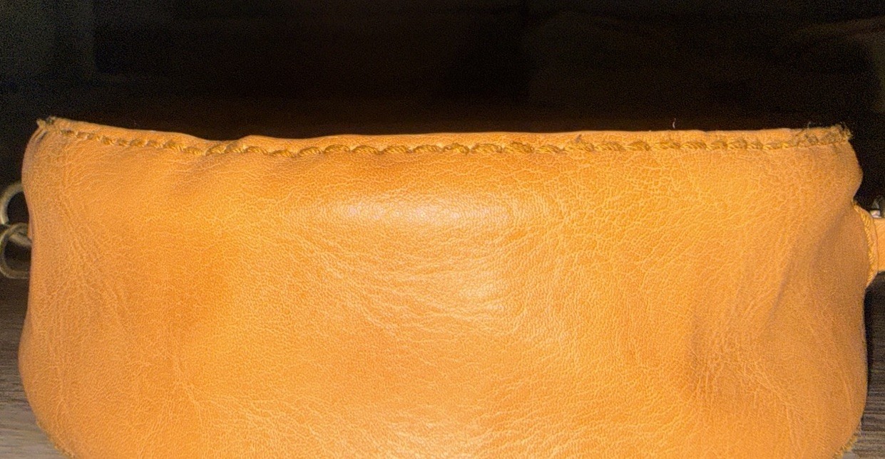 Universal Thread Tan Solid Round Crossbody Bag Zip Gold Hardware Detach Strap