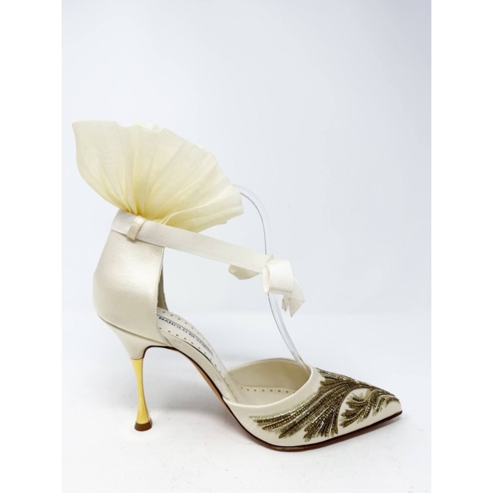 Manolo Blahnik Catrouxi Beaded Satin Heels Womens Size EU 38.5