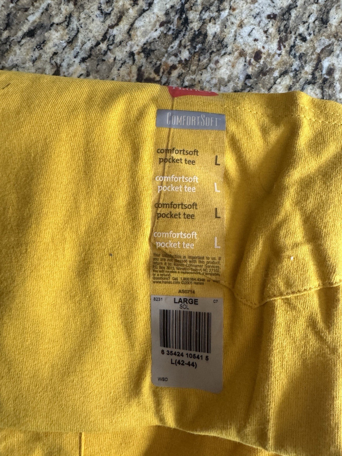2 Hanes Men’s Pocket T-Shirt Yellow Size Large NEW Comfort Soft Crew Neck