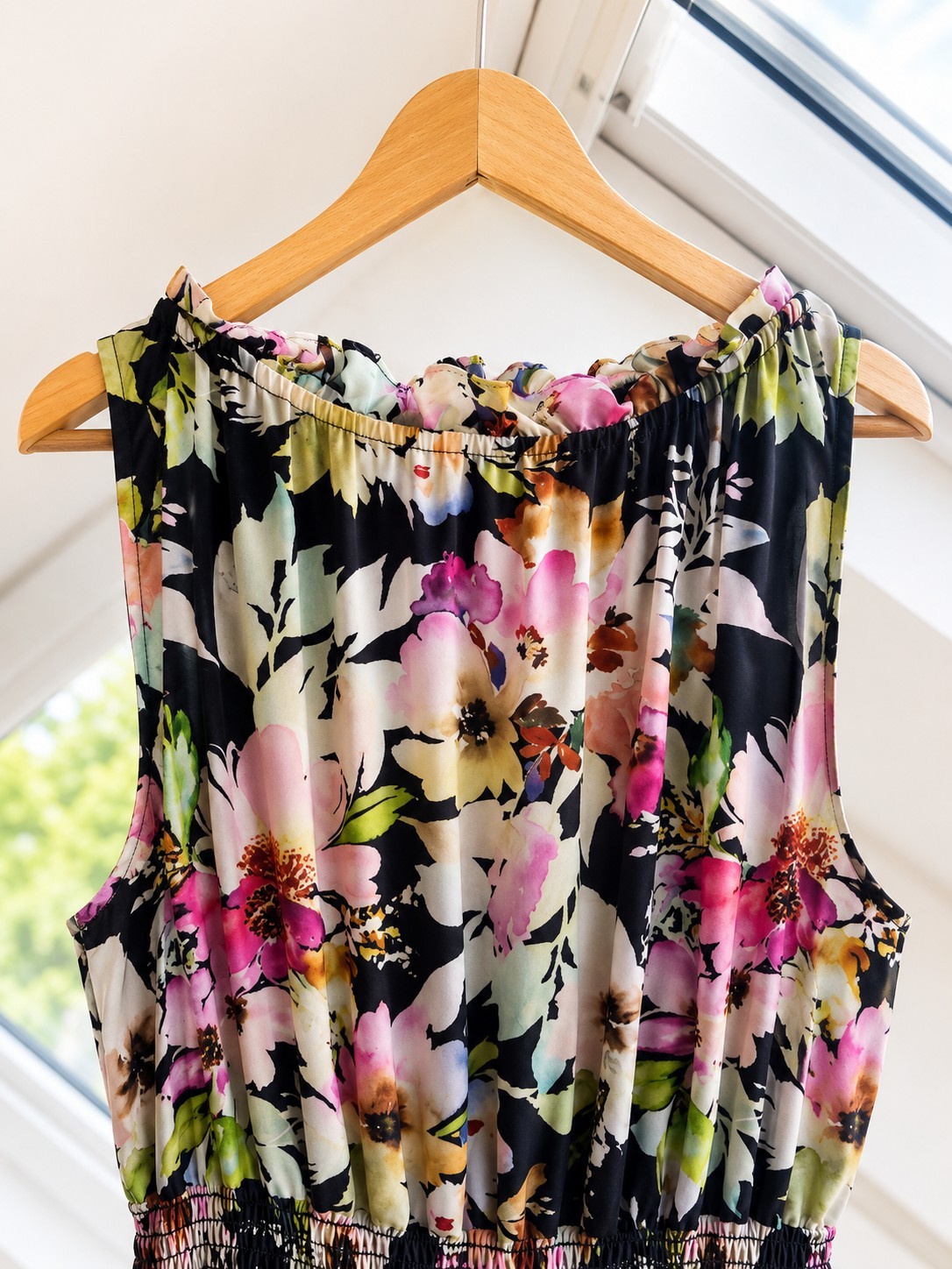 Joseph Ribkoff Dress Size 12 ( also fit 10) Floral Midi