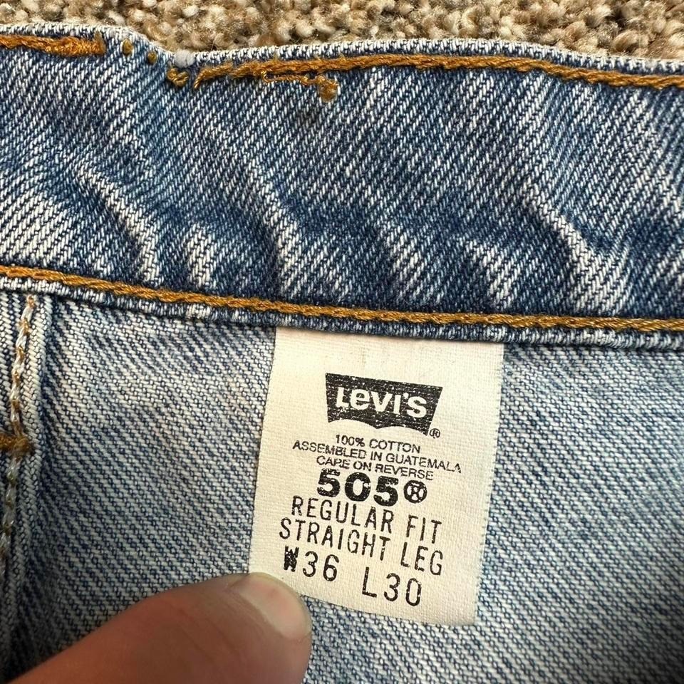 Vintage Levi’s 505 straight leg denim jeans fits 34×31 90s